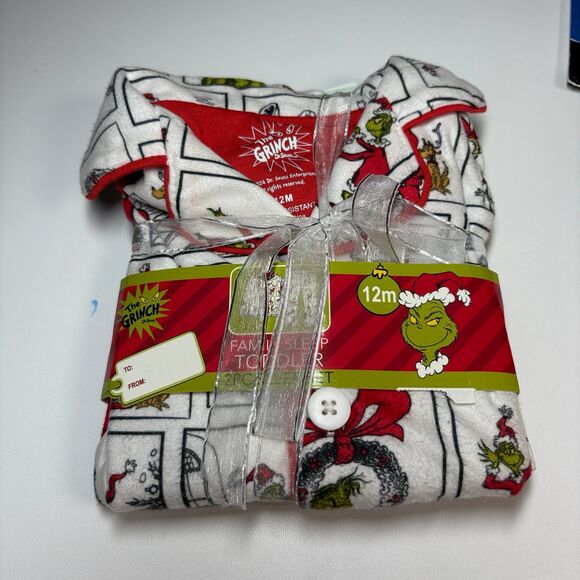 The Grinch 12 month  2PC Sleep Set - Cozy Holiday Pajamas - Picture 1 of 3